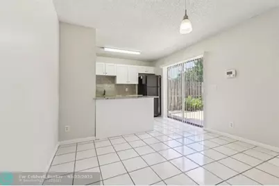 1660  Forest Lakes Cir, Unit #D, West Palm Beach, FL 33406 - Photo 11