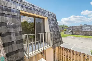 1660 Forest Lakes Cir, West Palm Beach, FL 33406 - Photo 35