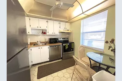 7897  Golf Circle Dr, Unit #110, Margate, FL 33063 - Photo 21