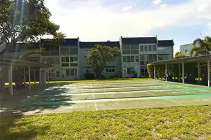 7897 Golf Cir Dr, Margate, FL 33063 - Photo 23