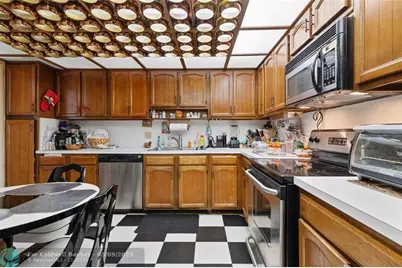 3900  Galt Ocean Drive, Unit #816, Fort Lauderdale, FL 33308 - Photo 21