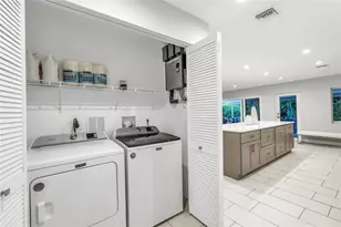 2120 NE 34th Ct, Lighthouse Point, FL 33064 - Photo 31