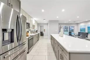 2120 NE 34th Ct, Lighthouse Point, FL 33064 - Photo 9