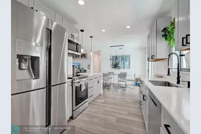 1561 SE 24th Ter, Pompano Beach, FL 33062 - Photo 13
