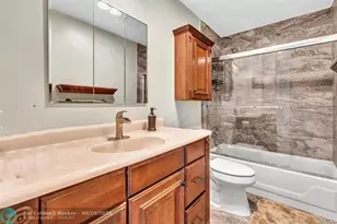 7598 NW 86th Terrace, Tamarac, FL 33321 - Photo 25