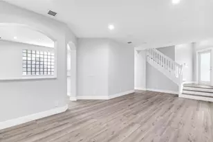 10657 NW 1st St, Plantation, FL 33324 - Photo 5