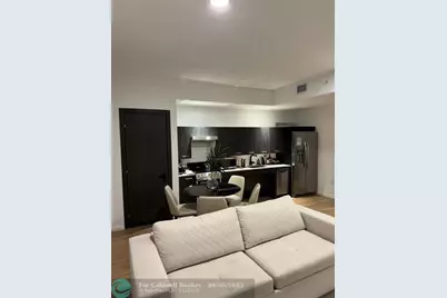 398 NE 5th St, Unit #4015, Miami, FL 33132 - Photo 3