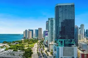 398 NE 5th St, Miami, FL 33132 - Photo 9