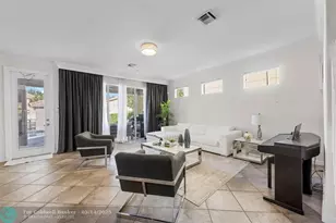 8121 Bautista Way, Palm Beach Gardens, FL 33418 - Photo 9