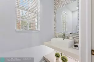 8121 Bautista Way, Palm Beach Gardens, FL 33418 - Photo 31