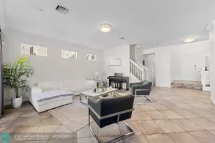 8121 Bautista Way, Palm Beach Gardens, FL 33418 - Photo 11