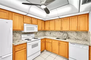 1902 Bermuda Cir, Coconut Creek, FL 33066 - Photo 5