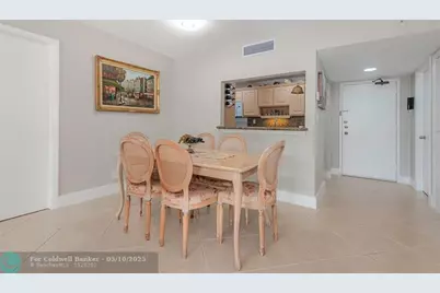 230  Lakeview Dr, Unit #201, Weston, FL 33326 - Photo 7