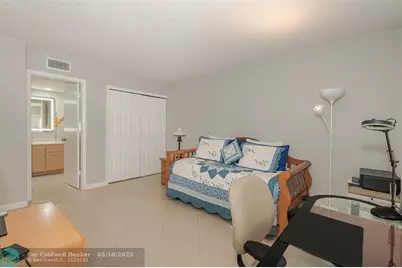 230  Lakeview Dr, Unit #201, Weston, FL 33326 - Photo 17