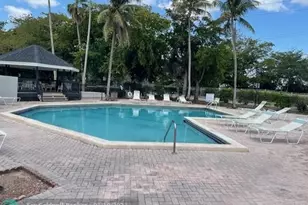 530 SW 113th Way, Hollywood, FL 33025 - Photo 33