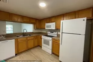 530 SW 113th Way, Hollywood, FL 33025 - Photo 5