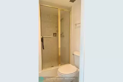 5100  Dupont Blvd, Unit #11N, Fort Lauderdale, FL 33308 - Photo 13