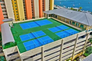 2640 Lake Shore Dr, Riviera Beach, FL 33404 - Photo 81