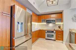 2640 Lake Shore Dr, Riviera Beach, FL 33404 - Photo 37