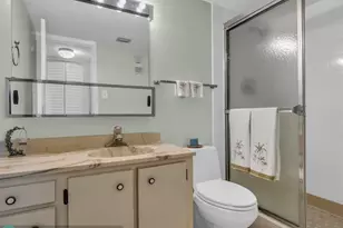1101 Colony Point Cir, Pembroke Pines, FL 33026 - Photo 33