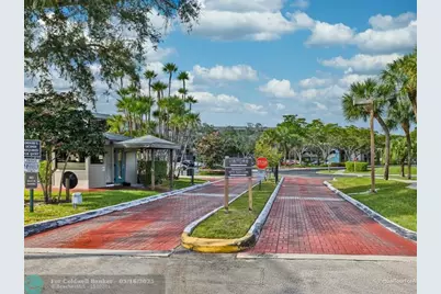 1101  Colony Point Cir, Unit #422, Pembroke Pines, FL 33026 - Photo 51