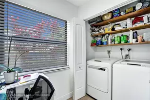 45 Seville Cir, Fort Lauderdale, FL 33324 - Photo 23