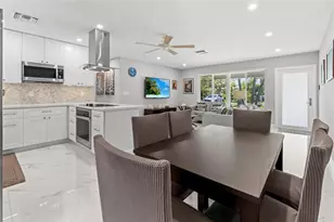 409 NE 27th Dr, Wilton Manors, FL 33334 - Photo 19