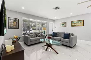 409 NE 27th Dr, Wilton Manors, FL 33334 - Photo 11