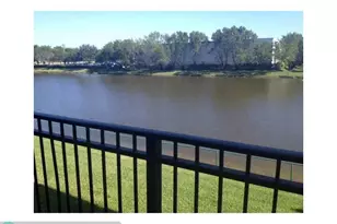 151 SW 117th Ave, Pembroke Pines, FL 33025 - Photo 5