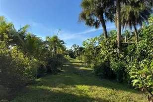 14344 N Rd, Loxahatchee Groves, FL 33470 - Photo 9