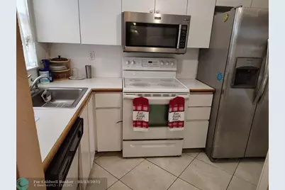 2701  N.Pine Island Road, Unit #212, Sunrise, FL 33322 - Photo 5