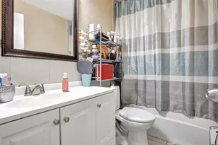 9725 NW 26th Ct, Sunrise, FL 33322 - Photo 13