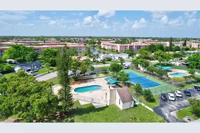 9725 NW 26th Ct, Unit #4, Sunrise, FL 33322 - Photo 15