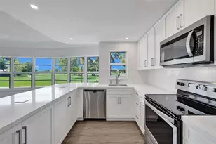 2500 NE 48th Ln, Fort Lauderdale, FL 33308 - Photo 3