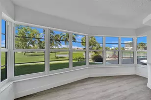 2500 NE 48th Ln, Fort Lauderdale, FL 33308 - Photo 9