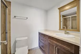 2500 NE 48th Ln, Fort Lauderdale, FL 33308 - Photo 33