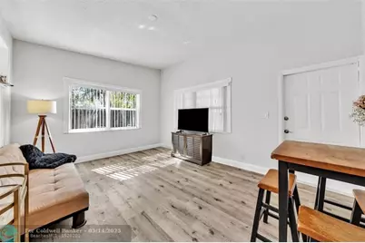 805 NE 17th Ave, Unit #4, Fort Lauderdale, FL 33304 - Photo 7