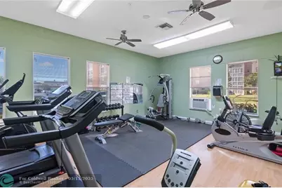 2841  Somerset Dr, Unit #318, Lauderdale Lakes, FL 33311 - Photo 17