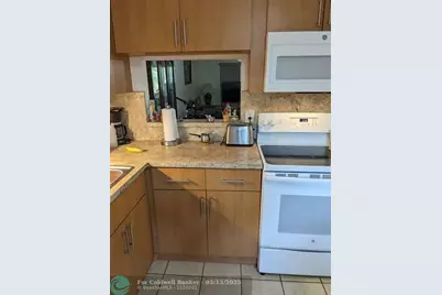 3130  Holiday Springs Blvd, Unit #204, Margate, FL 33063 - Photo 11