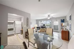 194 Newport L Unit, Deerfield Beach, FL 33442 - Photo 5