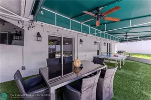 3351 NE 17th Way, Oakland Park, FL 33334 - Photo 15