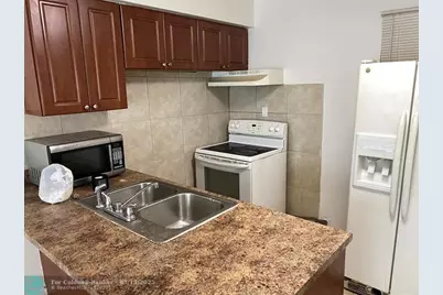 1640  SW 40th Terrace, Unit #2, Unincorporated Broward County, FL 33317 - Photo 15