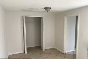 1640 SW 40th Terrace, Unincorporated Broward County, FL 33317 - Photo 7