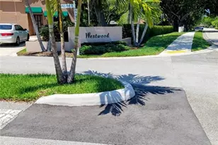 1668 Cypress Pointe Dr, Coral Springs, FL 33071 - Photo 25