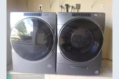 1668  Cypress Pointe Dr, Unit #1668, Coral Springs, FL 33071 - Photo 17