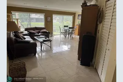 1668  Cypress Pointe Dr, Unit #1668, Coral Springs, FL 33071 - Photo 9