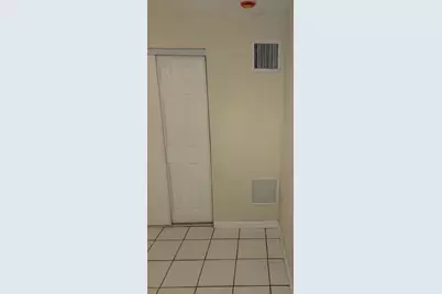 505 SW 9 Street, Unit #West, Fort Lauderdale, FL 33315 - Photo 17