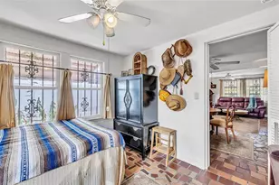 1009 NE 6th St, Fort Lauderdale, FL 33304 - Photo 17