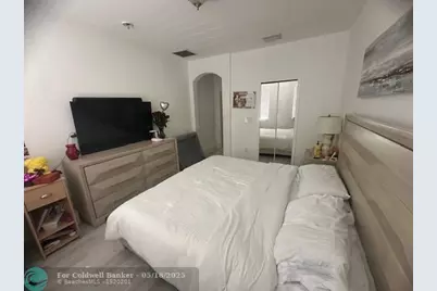 8691 NW 112th Ct, Doral, FL 33178 - Photo 15