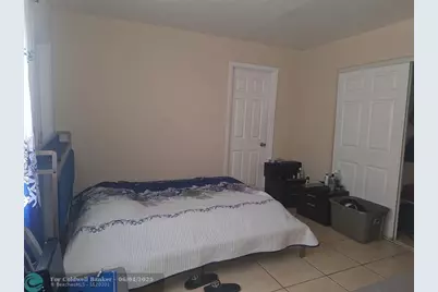 1026 NW 8th Ave, Fort Lauderdale, FL 33311 - Photo 5